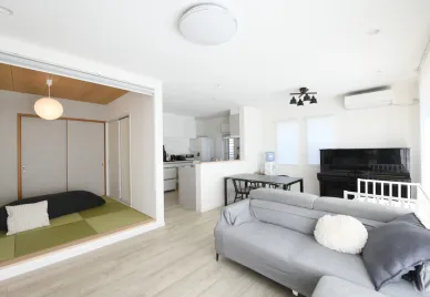 <p>掛川市で築30年二世帯住宅をリノベーション<br>実家を活かした子育てしやすい住まいへ</p>